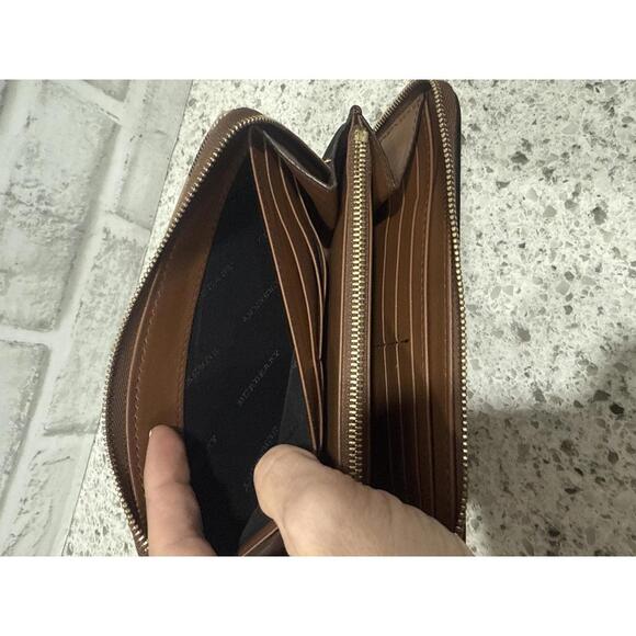 Burberry Elmore Leather and Canvas Horseferry Check Zip Wallet - Picture 4 of 11